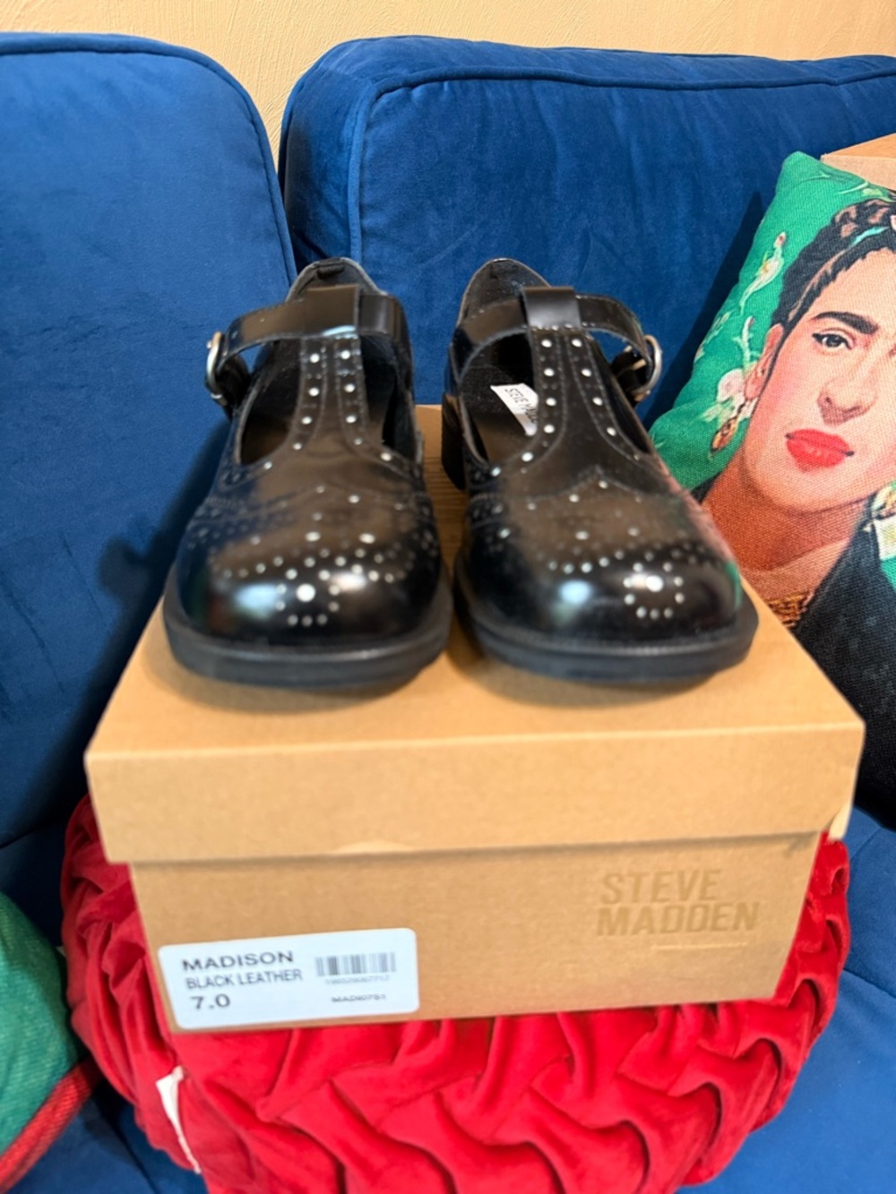 Steve Madden Black Leather T-Strap Wingtip Shoes